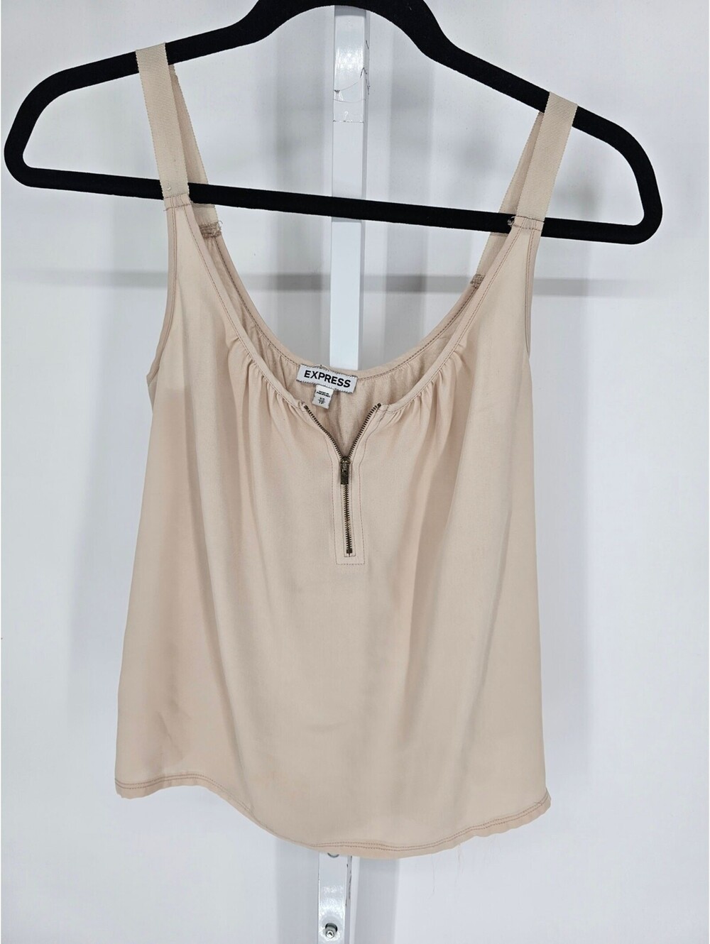 Express Womens Sz XS Sleeveless Scoop Neck Blouse Cream w/ Zipper Detail